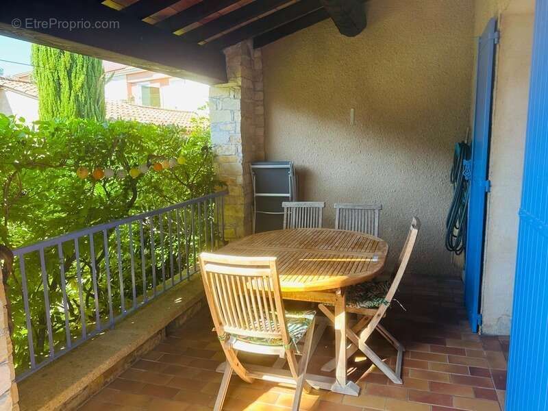 Appartement à GREOUX-LES-BAINS