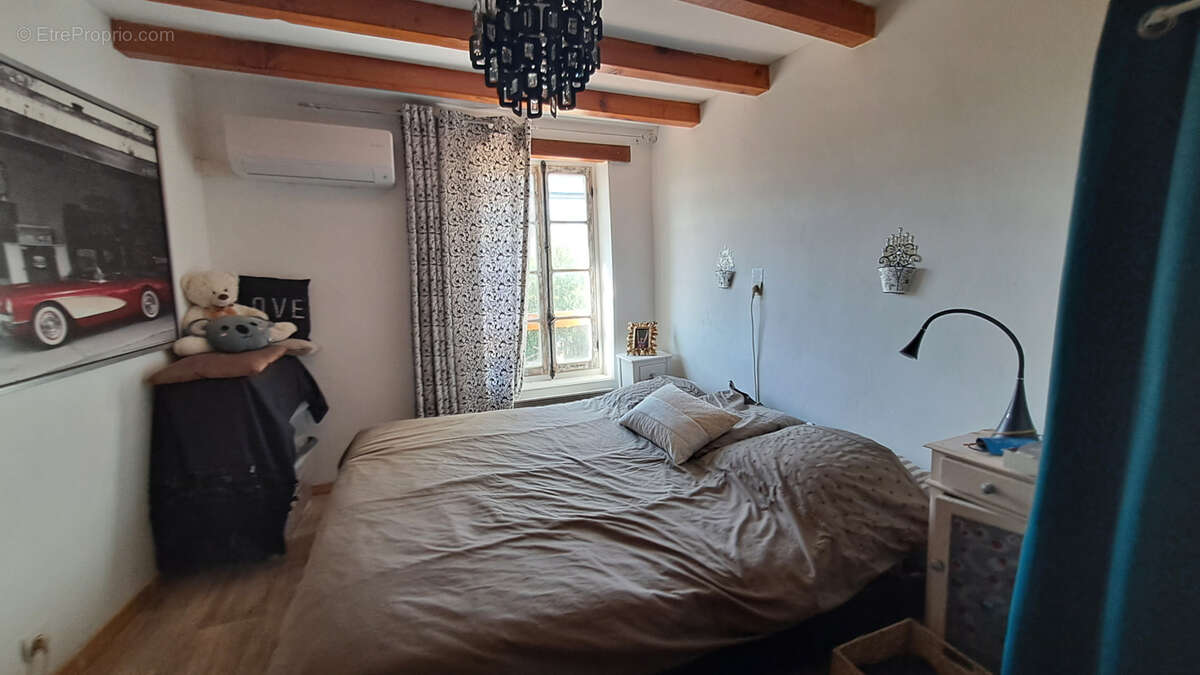 Maison à TRAVAILLAN