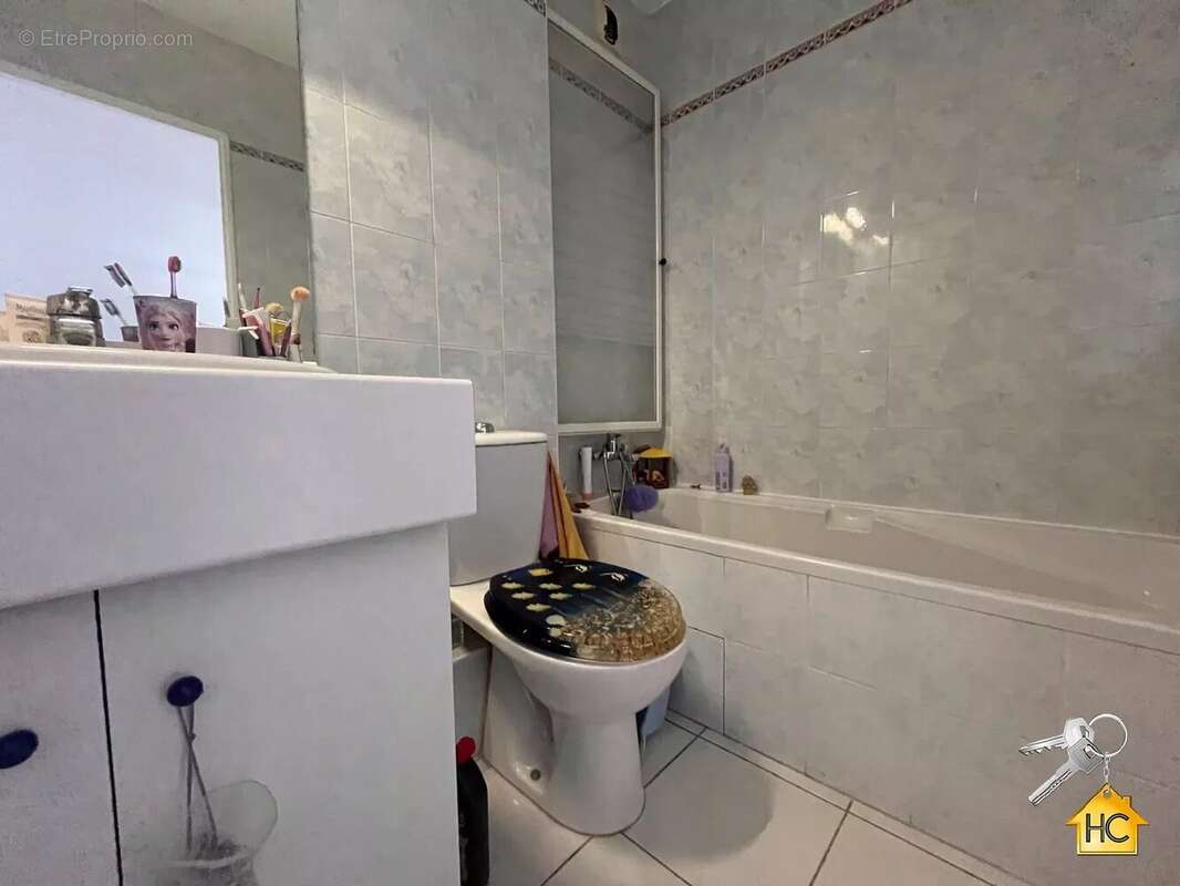 Exclusivite-cannes la bocca-dernier etage - vue mer - dble garage - photo 13
