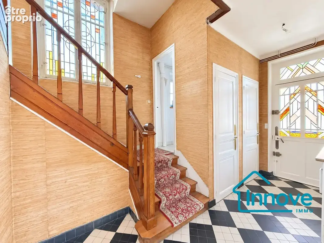 Maison 8 pièces 180 m² à vendre à Rocquencourt (78150) - photo 7