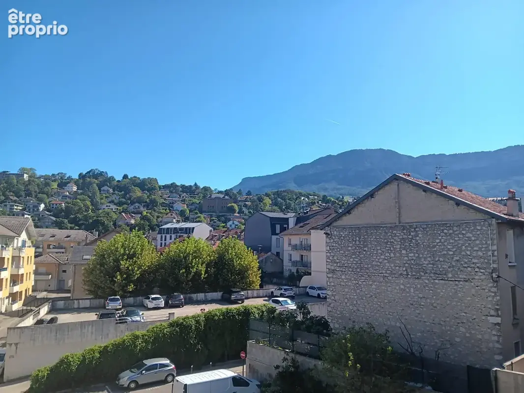 Appartement à AIX-LES-BAINS