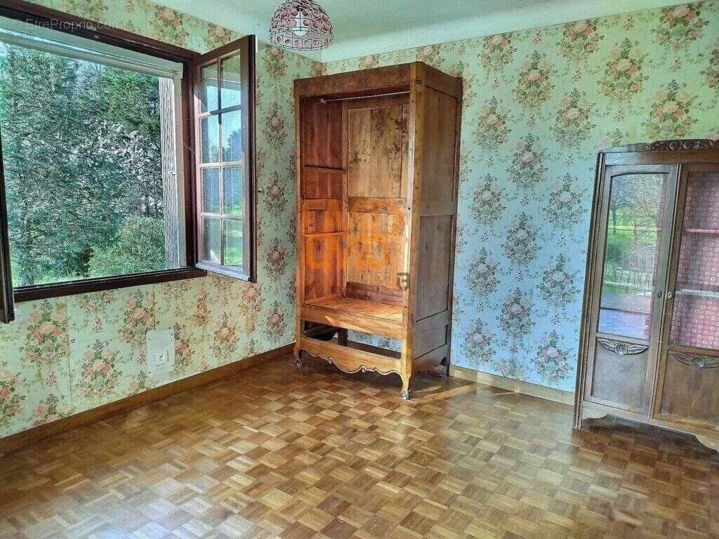 Maison à CHERBONNIERES