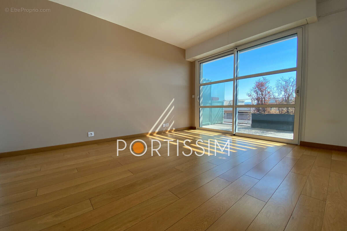 Appartement 107 m² à Cagnes-Sur-Mer  - photo 9