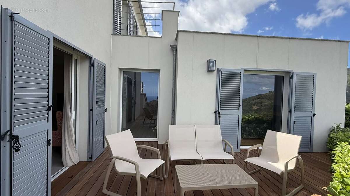 Très Belle maison T5 piscine garage studio - photo 16