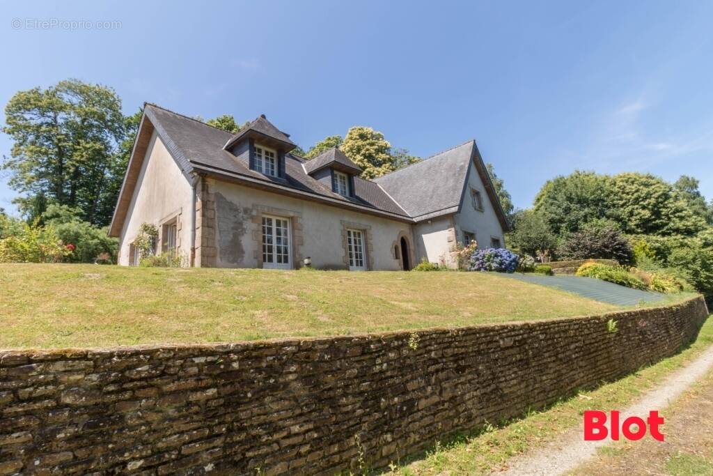 Maison à ANTRAIN