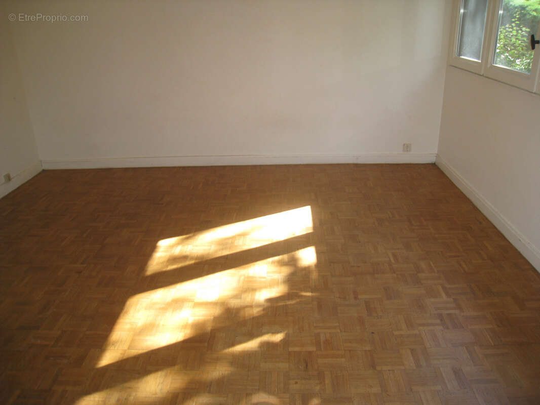 Orléans   Studio de 25 m2 idéal investissement - photo 2