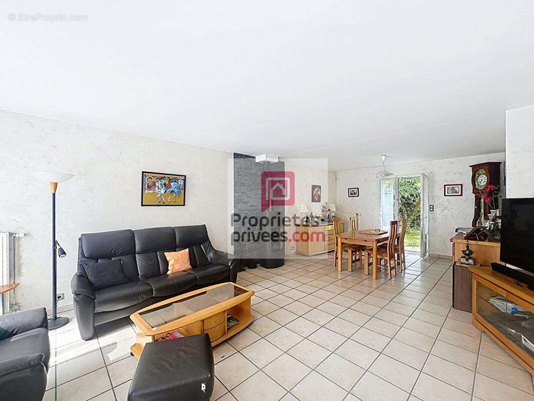 Maison Le Perray En Yvelines 4 chambres et garage - photo 3