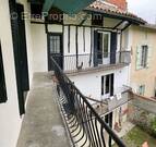 Appartement à PRAT-BONREPAUX