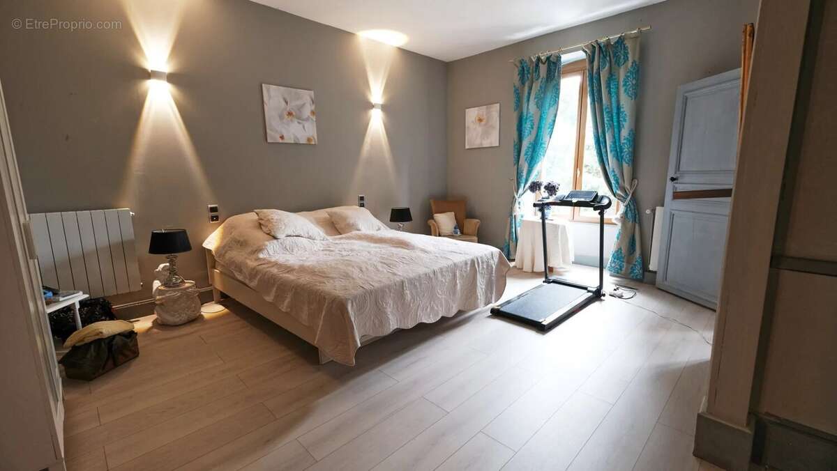 Maison à SAINT-FRANCHY