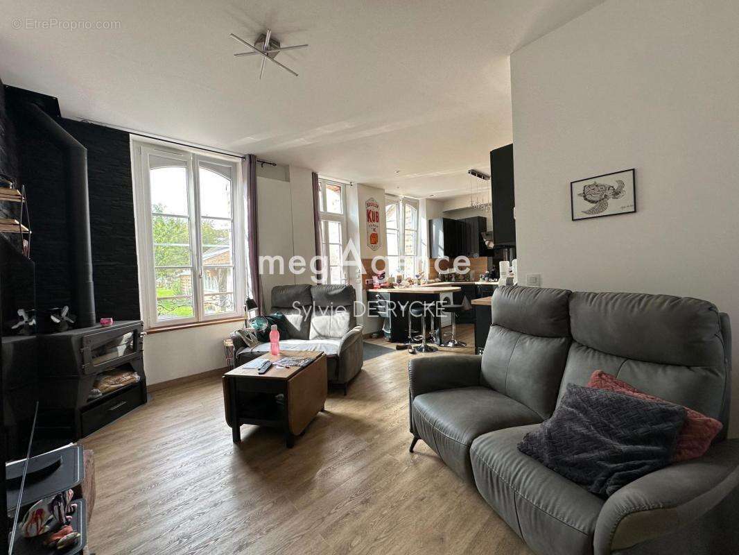 Maison à PONT-SUR-YONNE