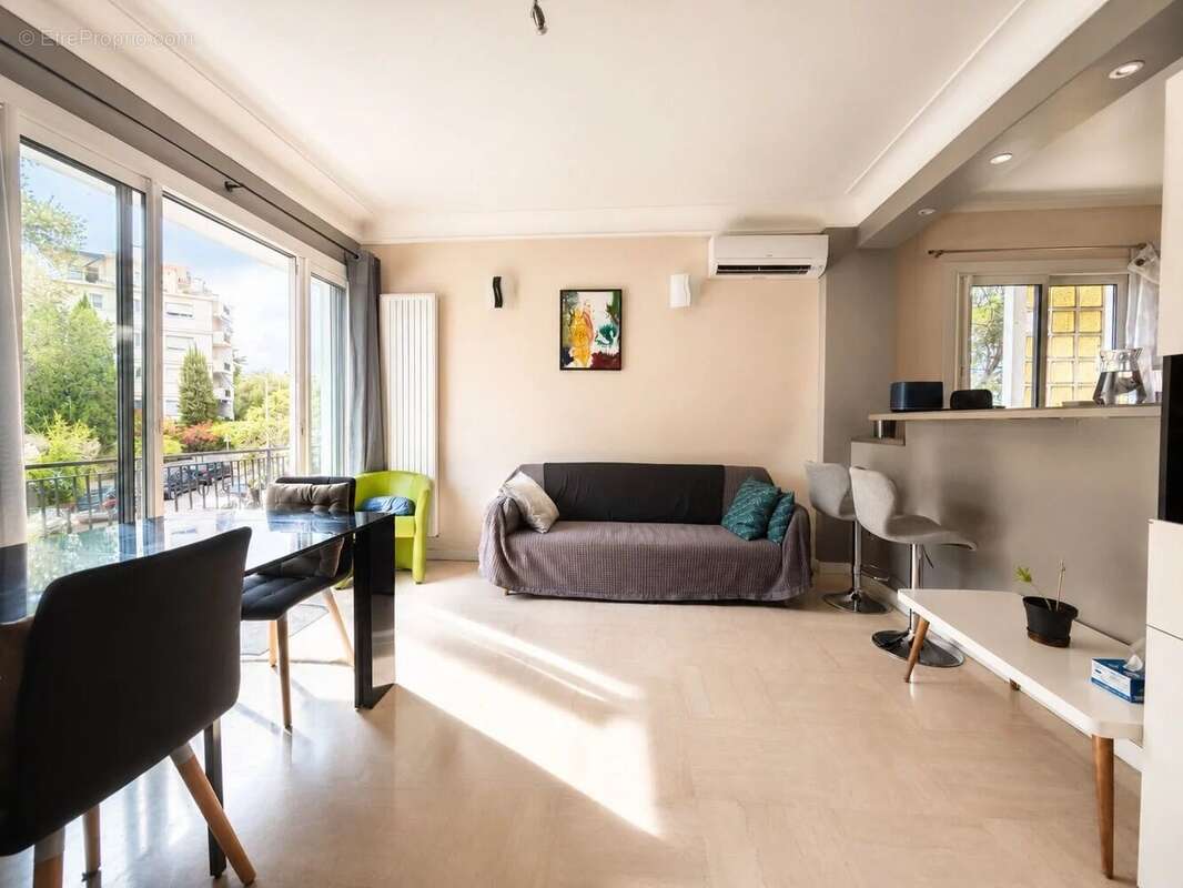 Nice – georges v / libération – 2 pièces avec exterieur et stationnement - photo 8