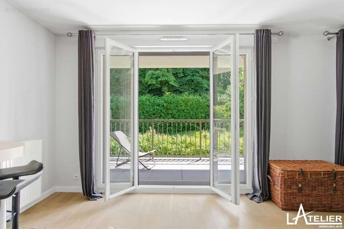 Appartement à MAREIL-MARLY