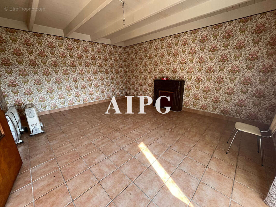PLEHEDEL longère en pierre à rénover à vendre - photo 4