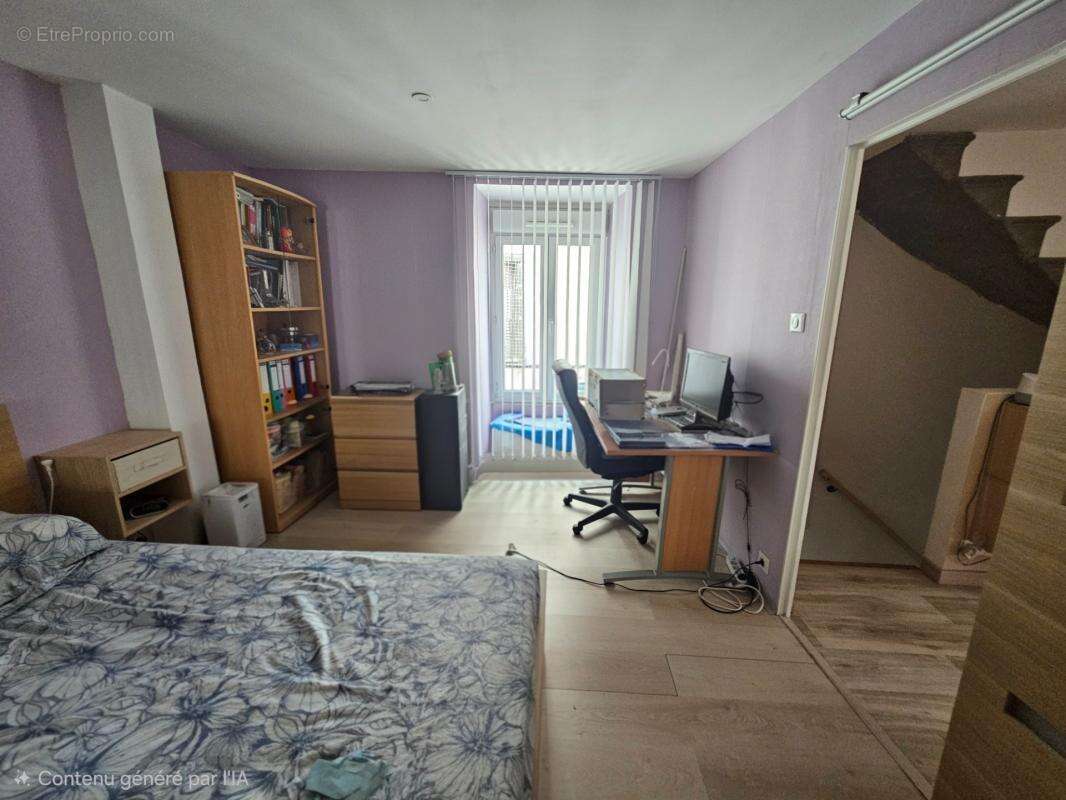 Maison à vendre 90 m2 - 5 pièces- 3 chambres-  ROMAGNAT (63540) - photo 4