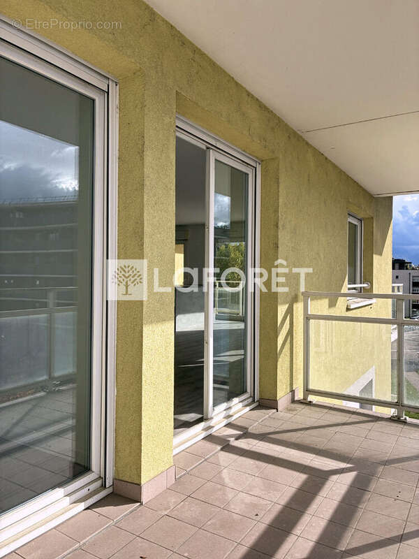 Appartement à CHALLES-LES-EAUX