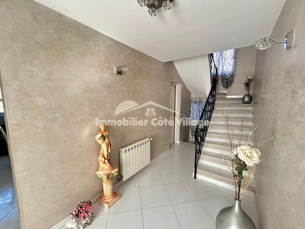 Maison à LA TRINITE