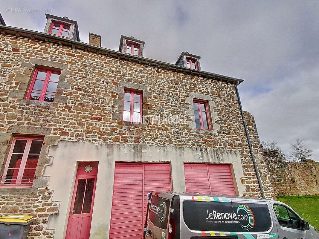 Appartement à BECHEREL