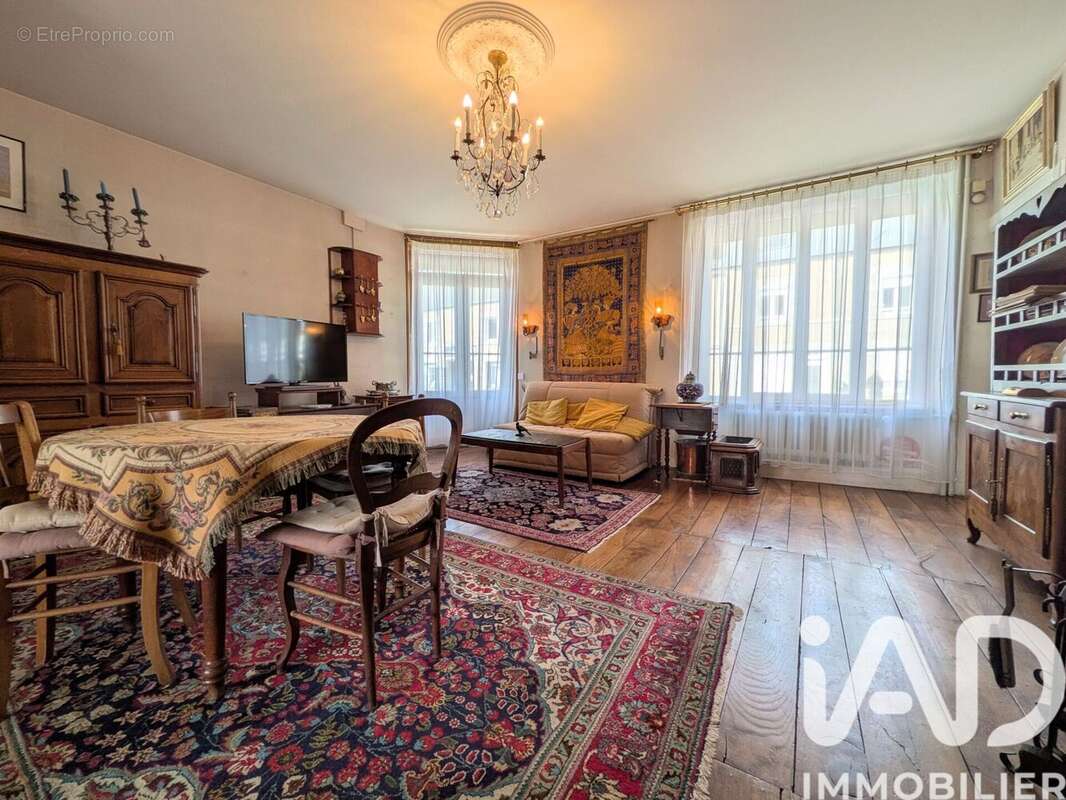 Photo 3 - Maison à LOUVIGNE-DU-DESERT