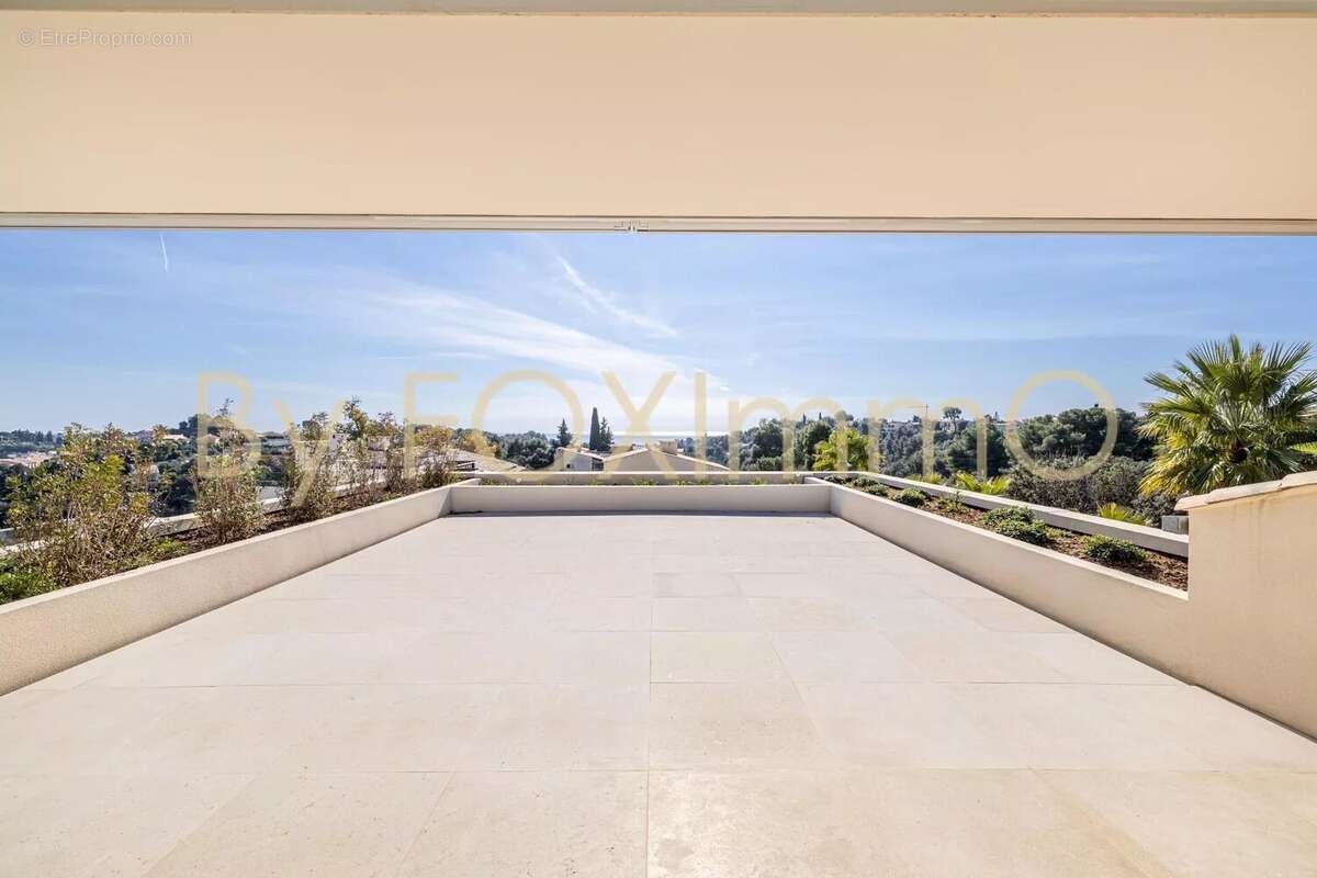 Appartement à CAGNES-SUR-MER