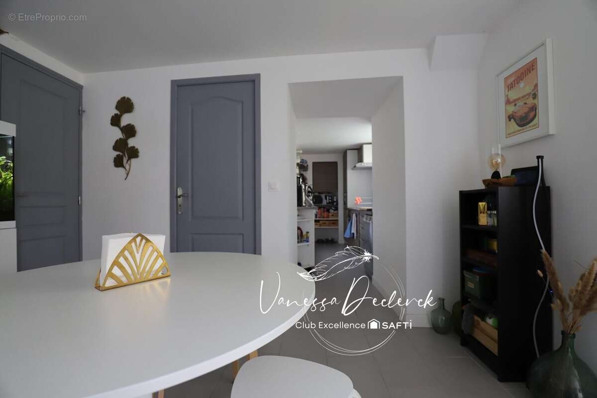 Photo 5 - Maison à LE VAL-SAINT-GERMAIN