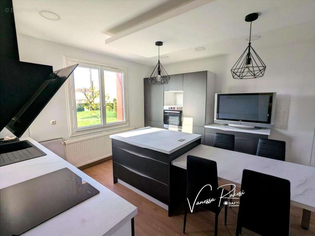 Photo 4 - Maison à SAINT-JEAN-D'ANGELY