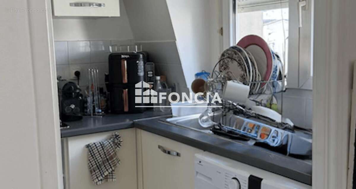 Studio dernier etage oriente ouest sur jardins sans vis a vis - photo 4