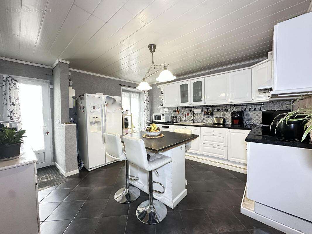 Maison à CREPY-EN-VALOIS