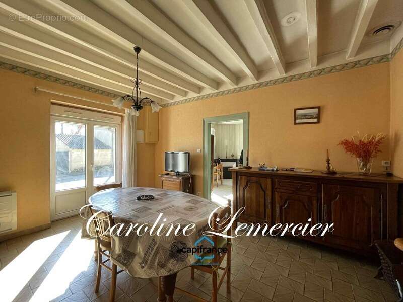 Maison à CONNERRE