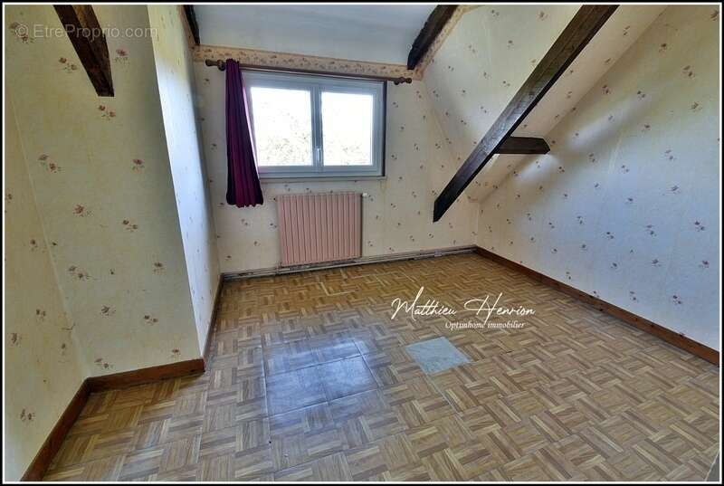 Maison à SYLVAINS-LES-MOULINS