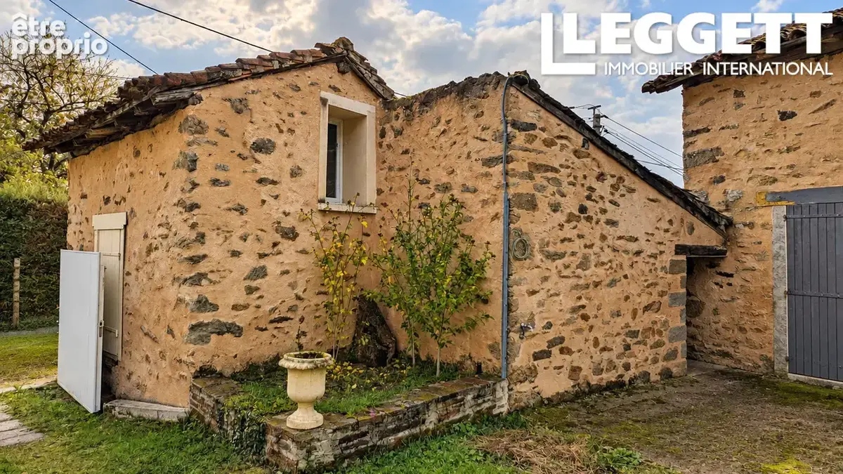 Maison de trois chambres avec dependences - photo 9