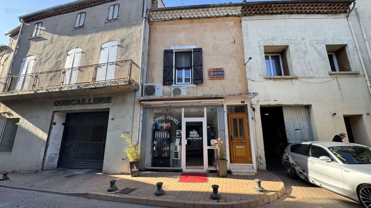 Commerce à BESSAN