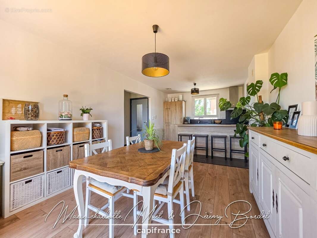 Maison à vendre 5 pièces FEILLENS (01) - photo 3