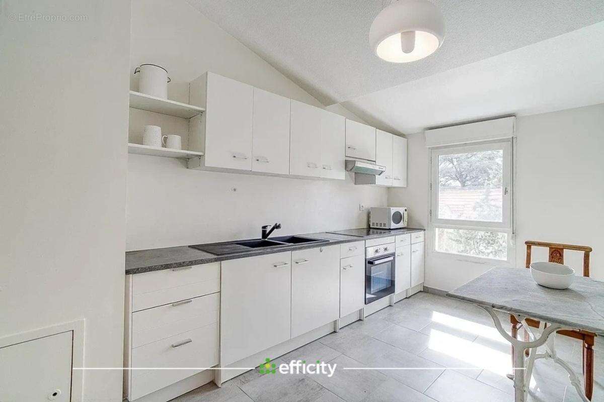 Appartement à LYON-3E