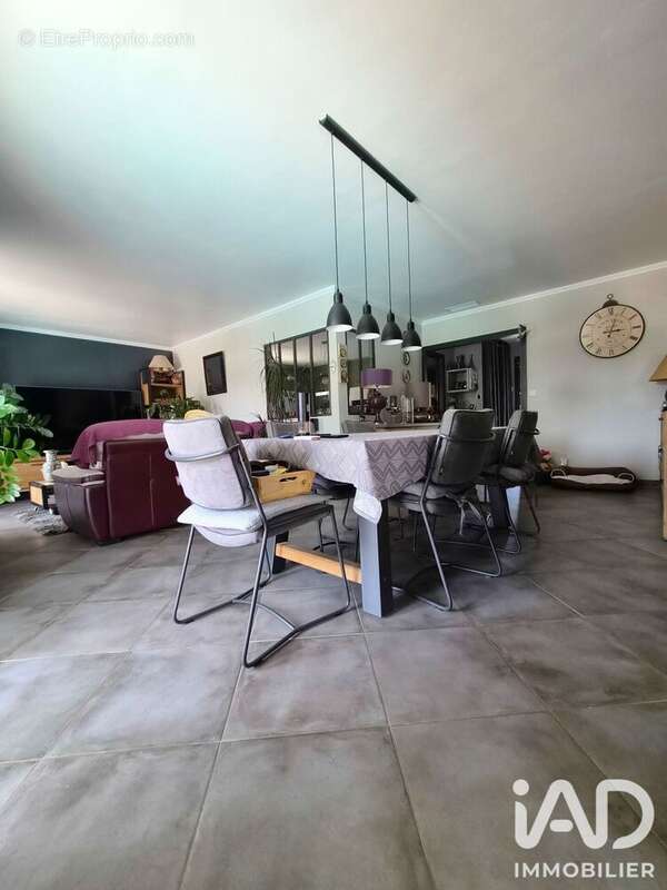 Maison 150 m² à Pia  - photo 7