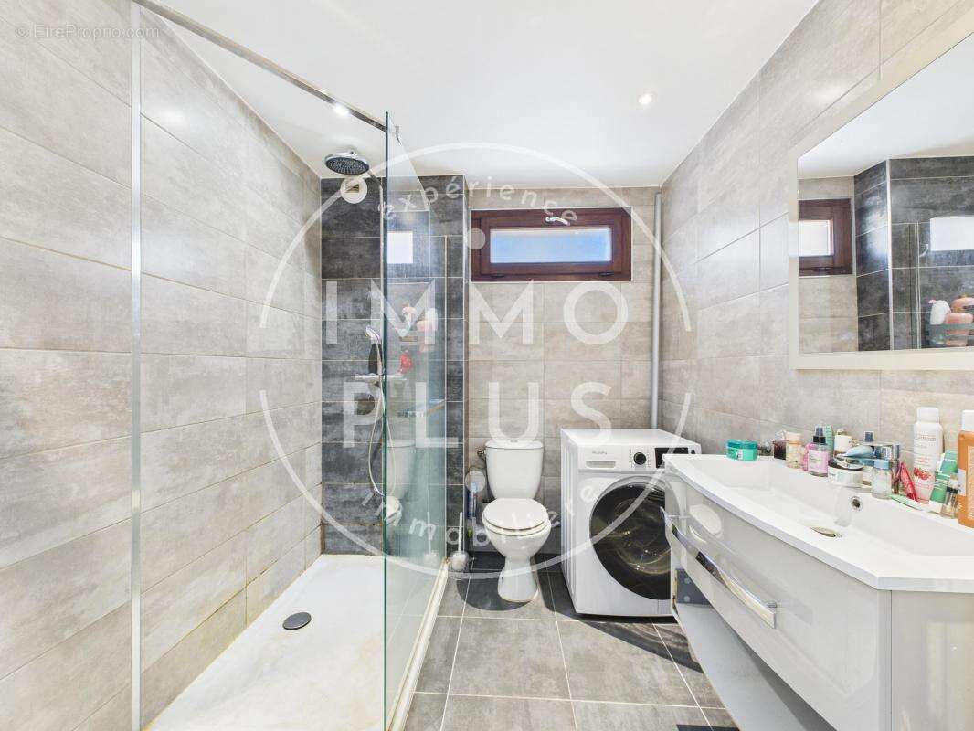 Appartement à CRAN-GEVRIER