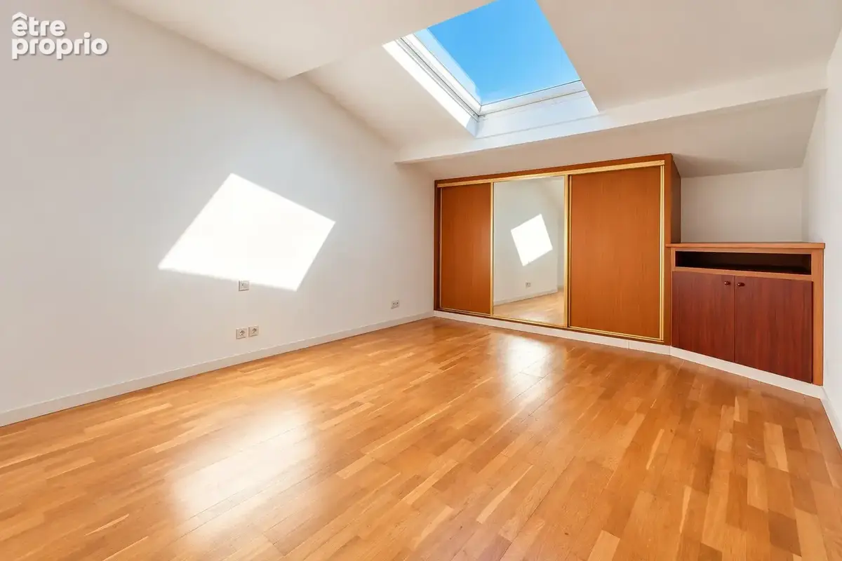 Maison familiale 190 m² - 5 chambres - avec piscine et garage - photo 10