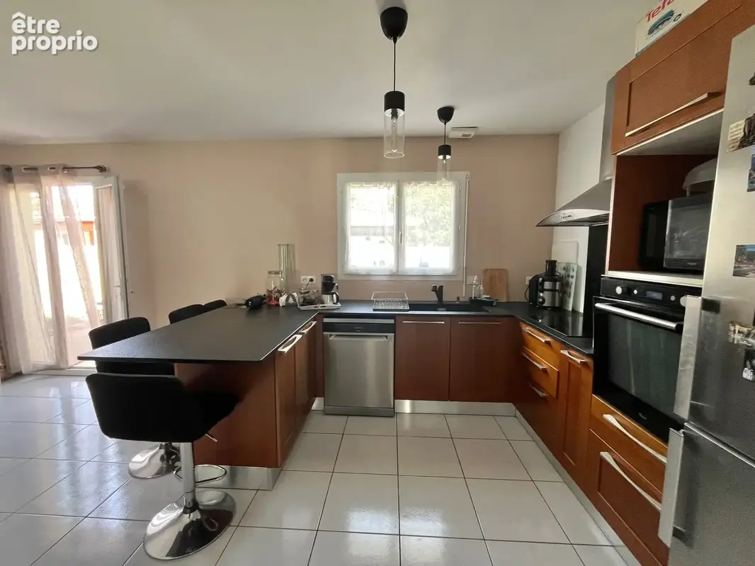 Frouzins   maison de plain-pied 92 m2   3 chambres   jardin et garage - photo 4