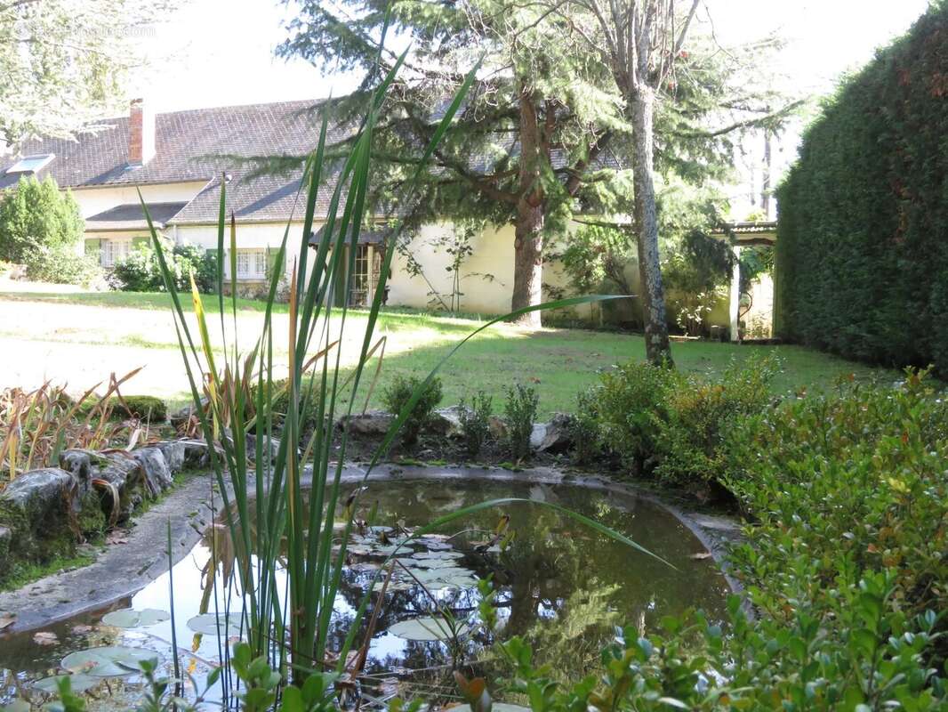 Maison à CONDE-SUR-VESGRE