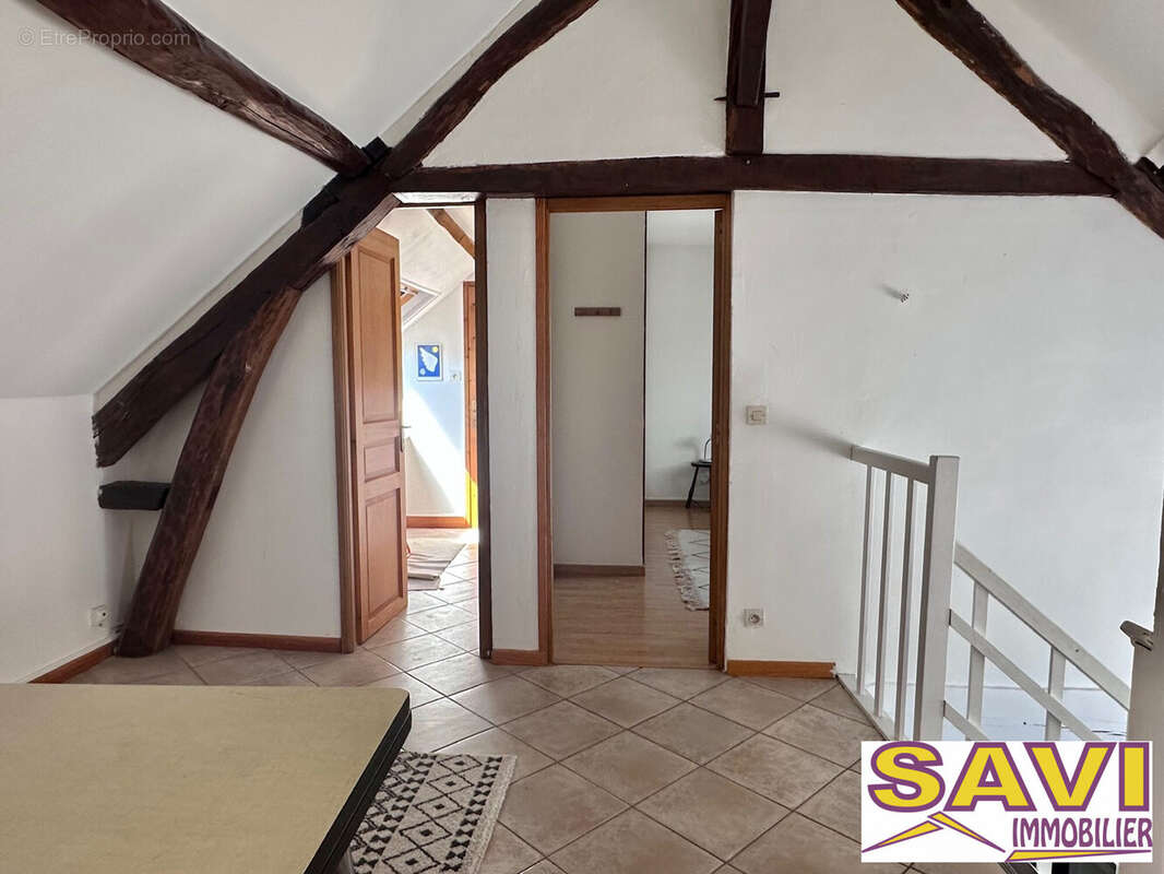 Palier 1er - Maison à NARGIS