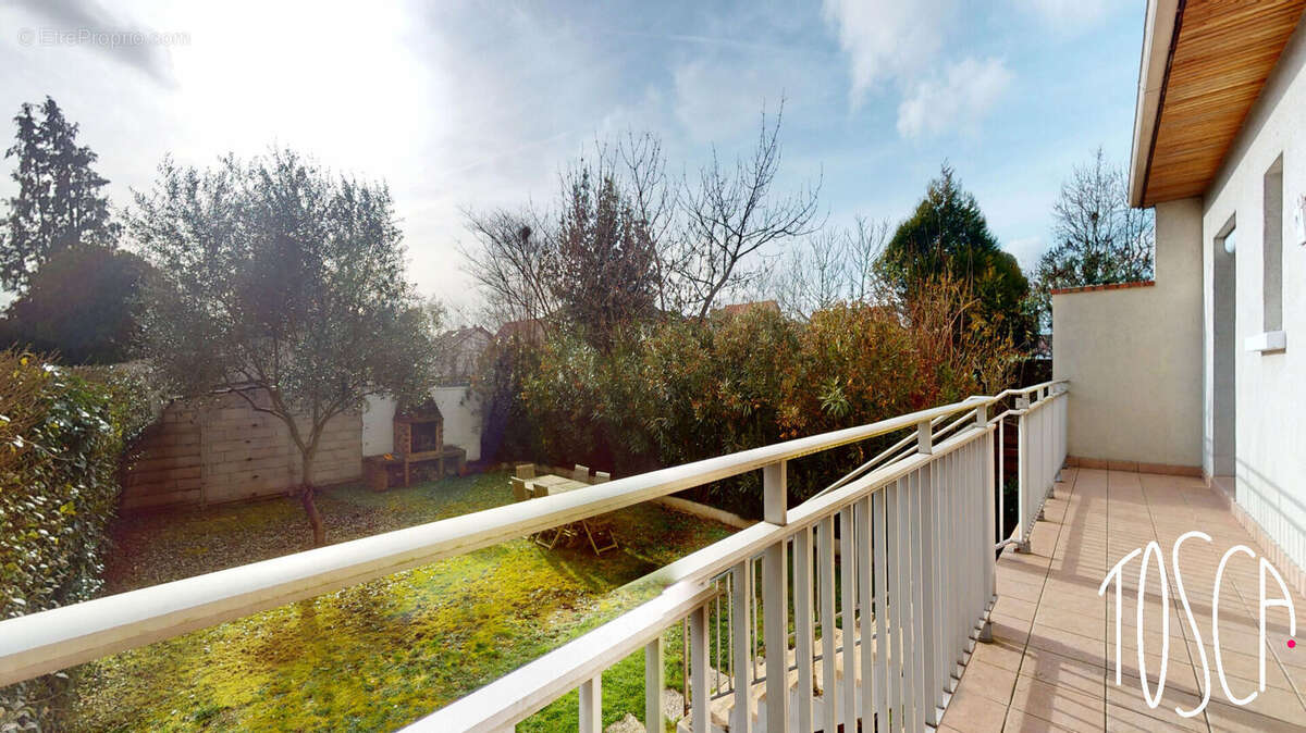 Maison à ATHIS-MONS