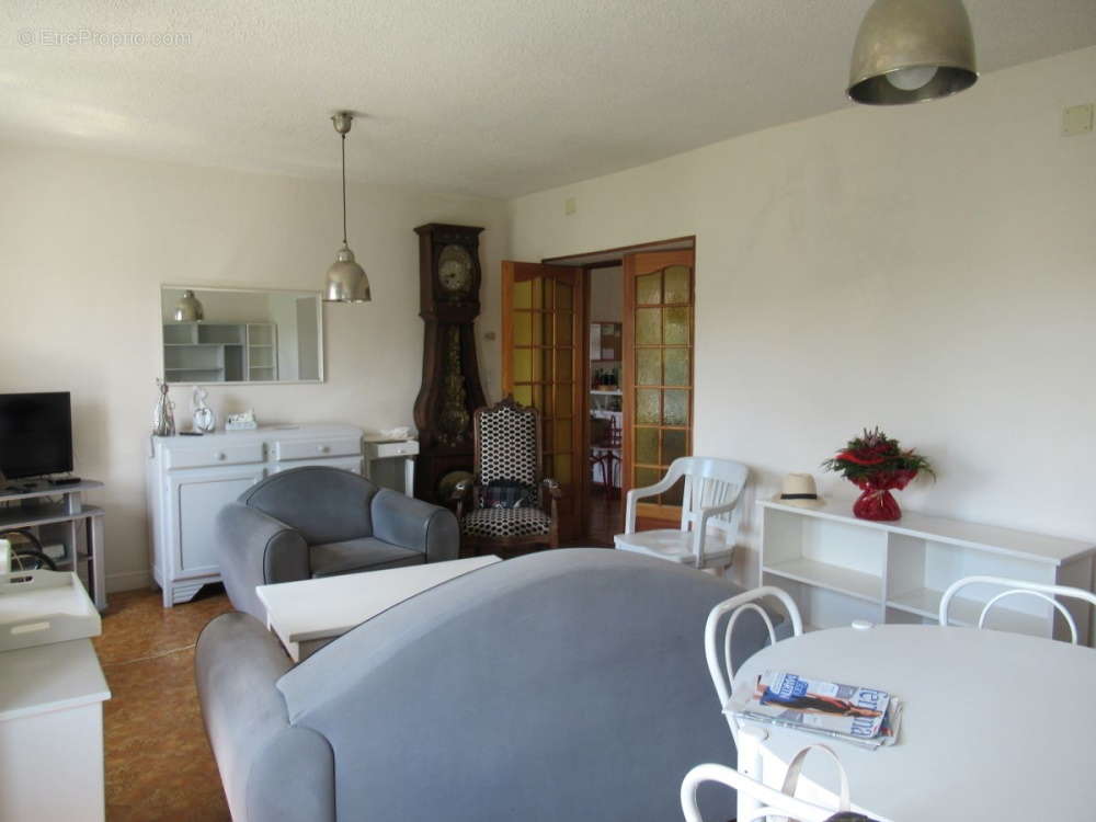 Appartement 108m² à rafraîchir - photo 2
