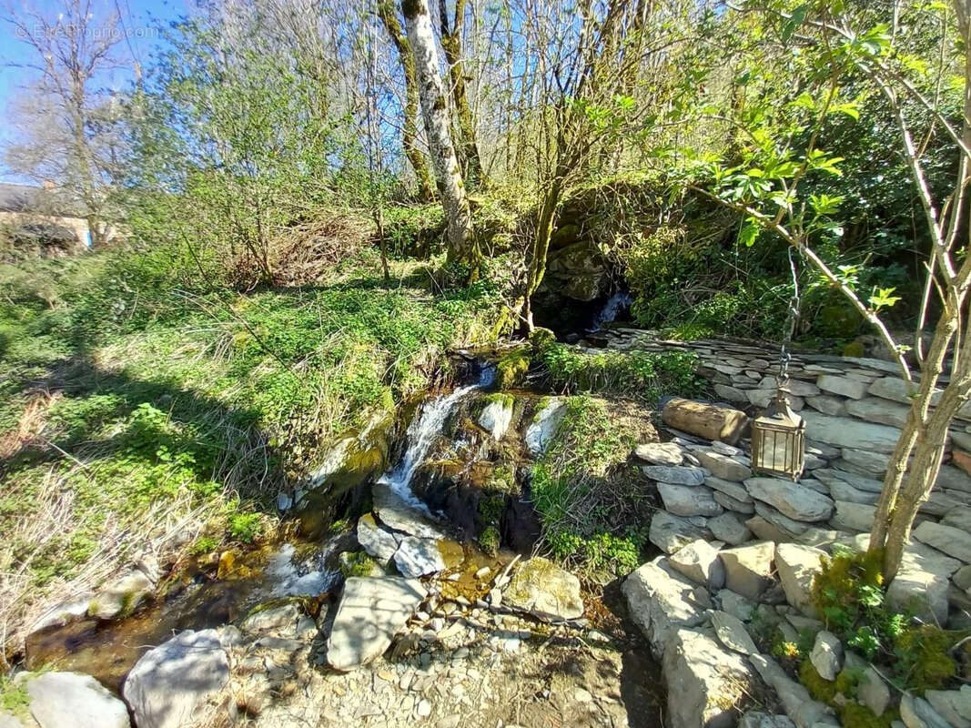 Maison à PEUX-ET-COUFFOULEUX