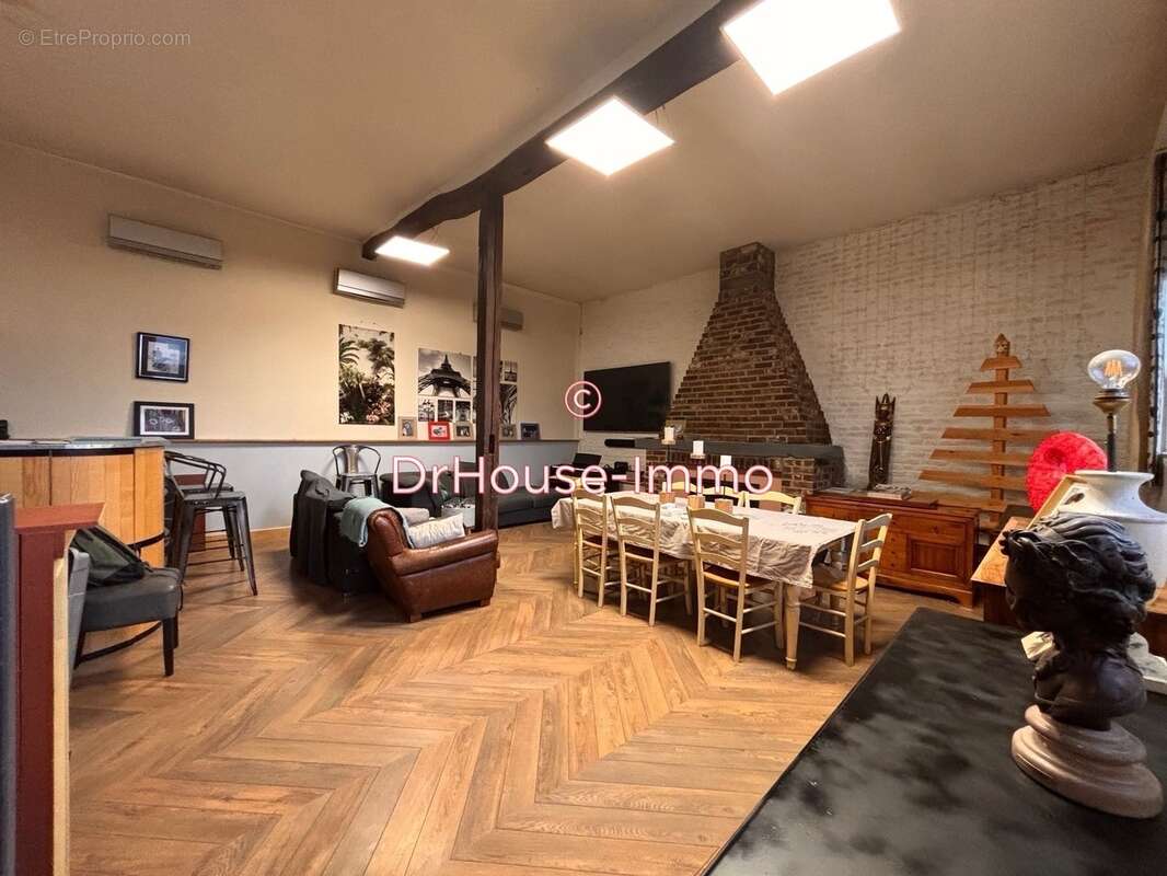 Maison à ROMBIES-ET-MARCHIPONT