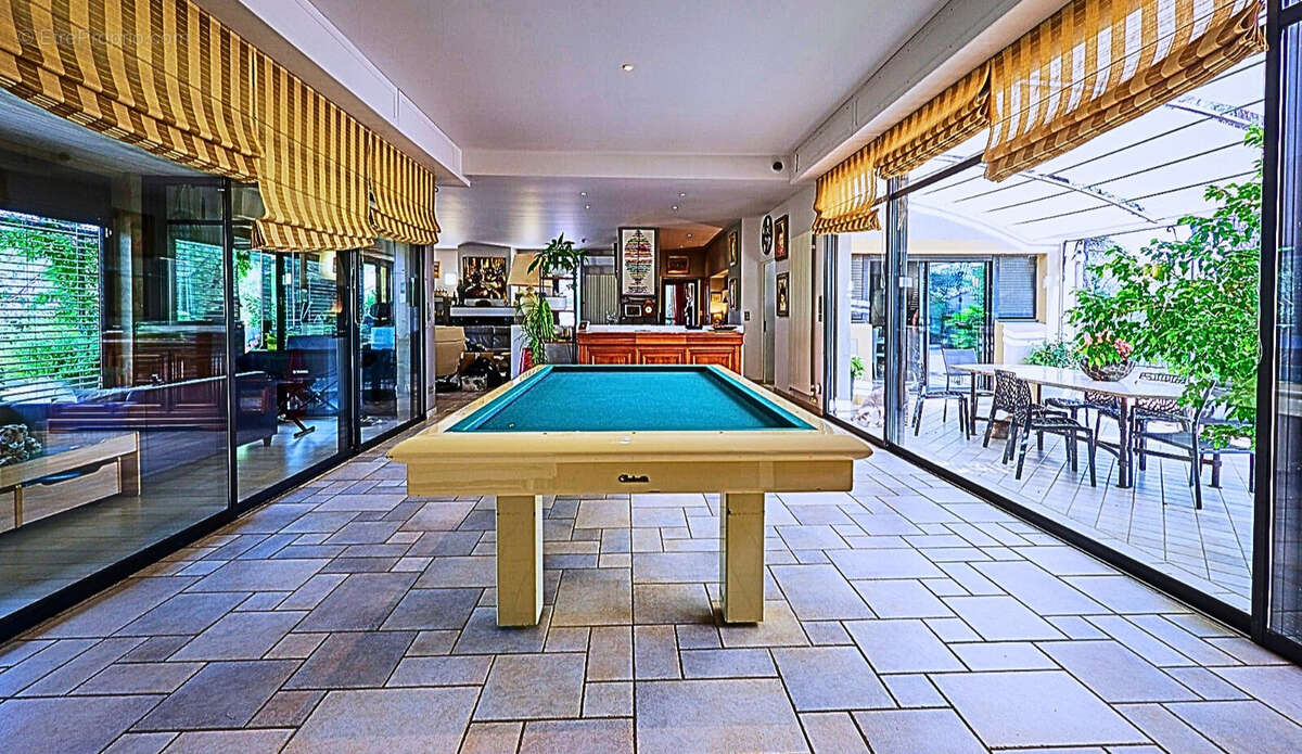 Maison à VILLEDUBERT