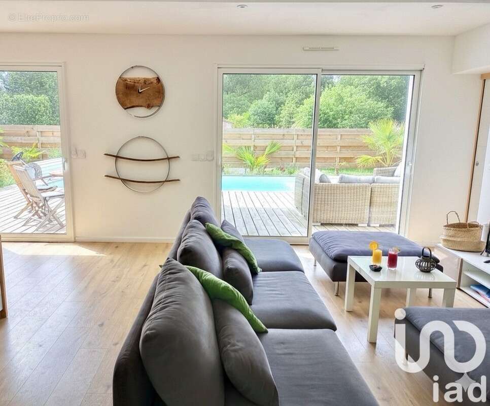 Photo 8 - Maison à TOSSE