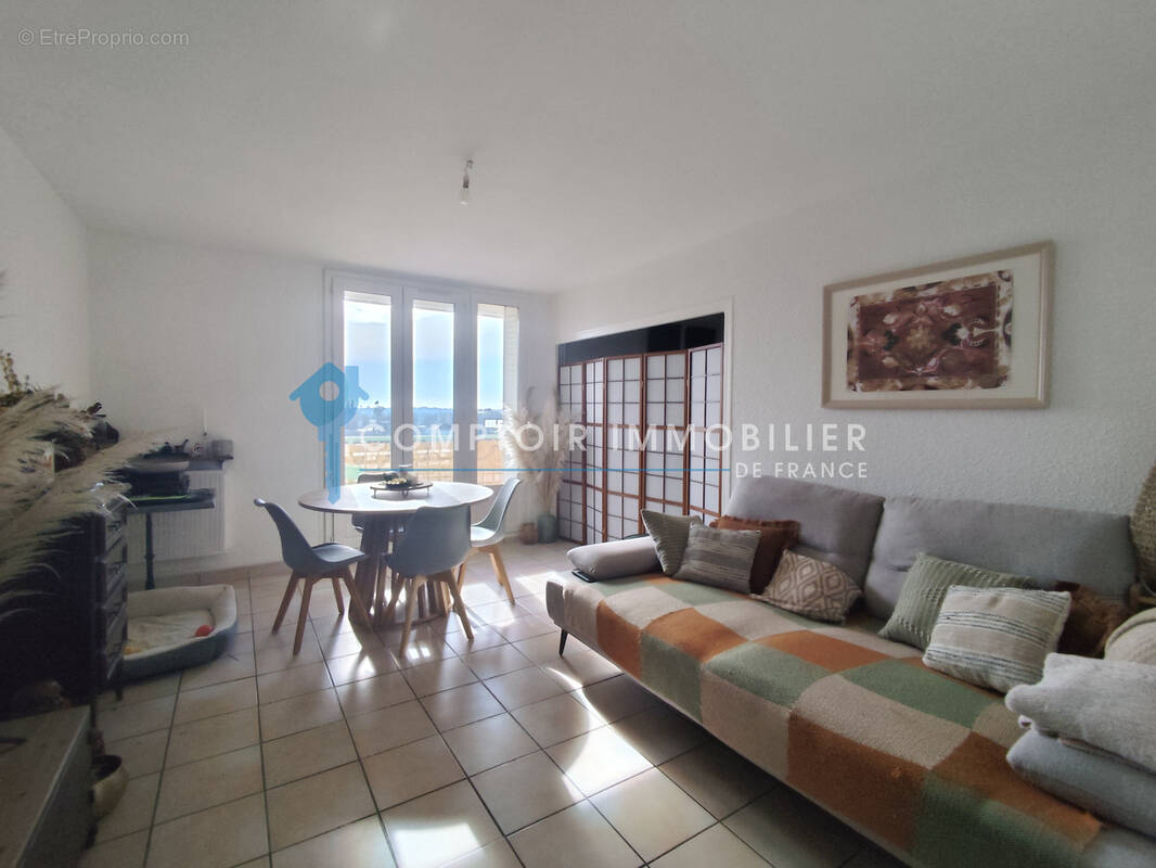 Appartement à ROMANS-SUR-ISERE