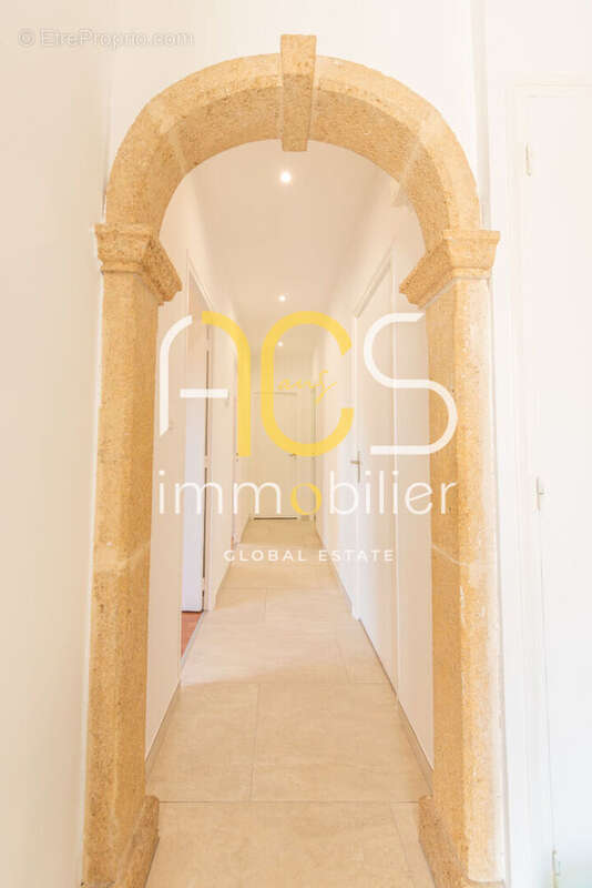 Maison Saint-Julien-Les-Martigues 4 pièce(s) 103m2 + dépendance 65m2 garage piscine - photo 7