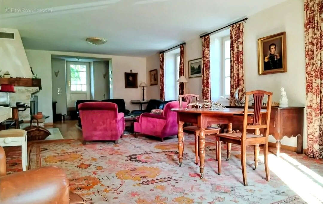 Maison à PORT-LESNEY