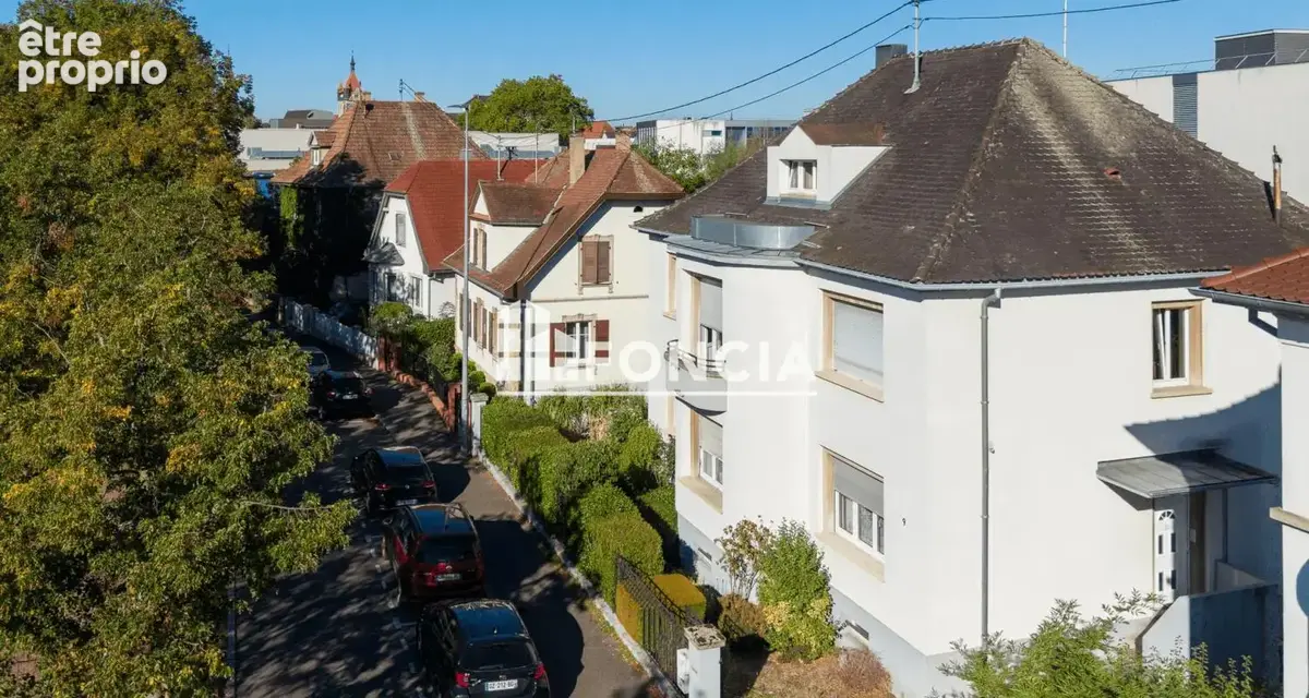 À vendre – maison de ville avec 2 appartements loués et potentiel d’aménagement - photo 2