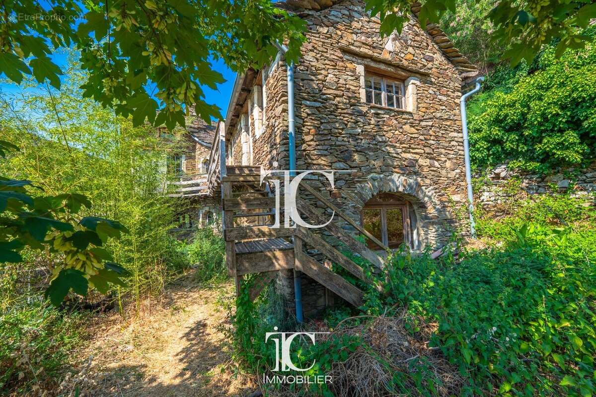 Mas du xviii siècle à rénover  122 m² habitables  terrain de 522 m²  vue panoramique sur les cévennes - photo 5